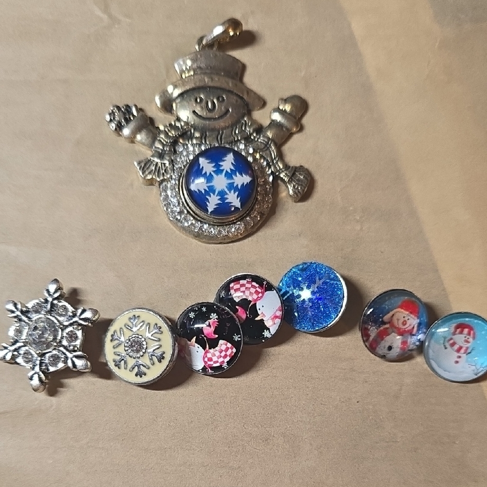 Festive Snowman and Snowflake Kids Accessories Set
